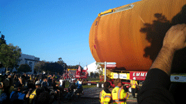 ET-94 makes its final turn onto the lawn outside the Samuel Oschin Pavilion, space shuttle Endeavour's temporary home...on May 21, 2016.