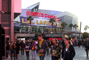 LAKERS vs. HOUSTON ROCKETS, October 26, 2010.