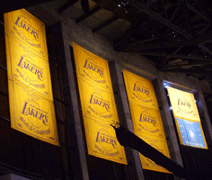 LAKERS vs. CLIPPERS, October 27, 2009.