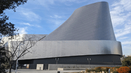 The diagrid structure is now complete at the Samuel Oschin Air and Space Center...on December 18, 2025.