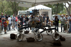 The MSL engineering model, also known as Scarecrow.