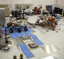 Tests being done on the Curiosity rover and its descent stage.