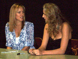 KRISTANNA LOKEN and LEELEE SOBIESKI ready to sign autographs